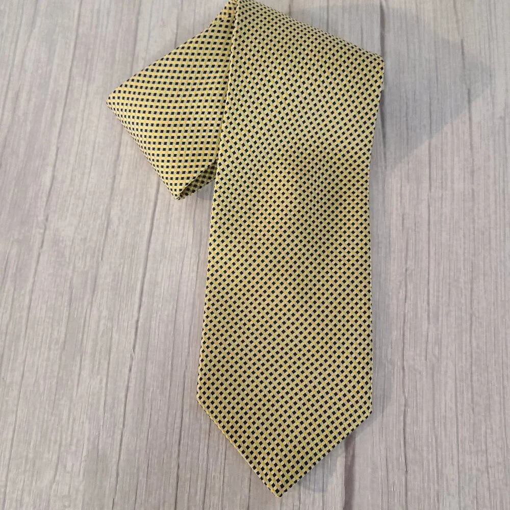 Ermenegildo Zegna Silk Necktie Yellow Navy Blue Tile Print Italy